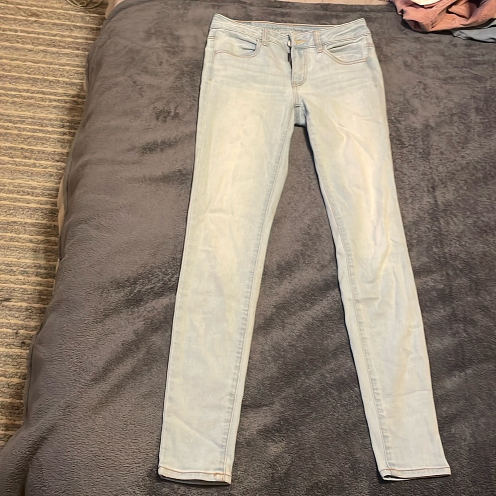 American Eagle outfitters super stretch size 4 jegging light wash jean